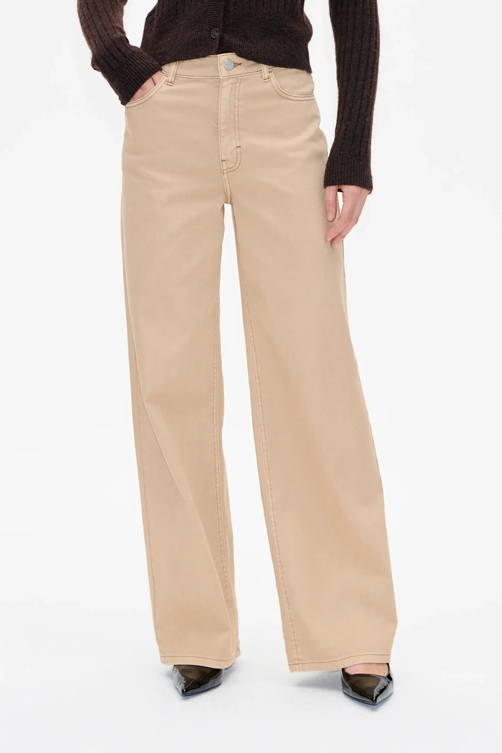 High-Rise Wide-Leg Jeans