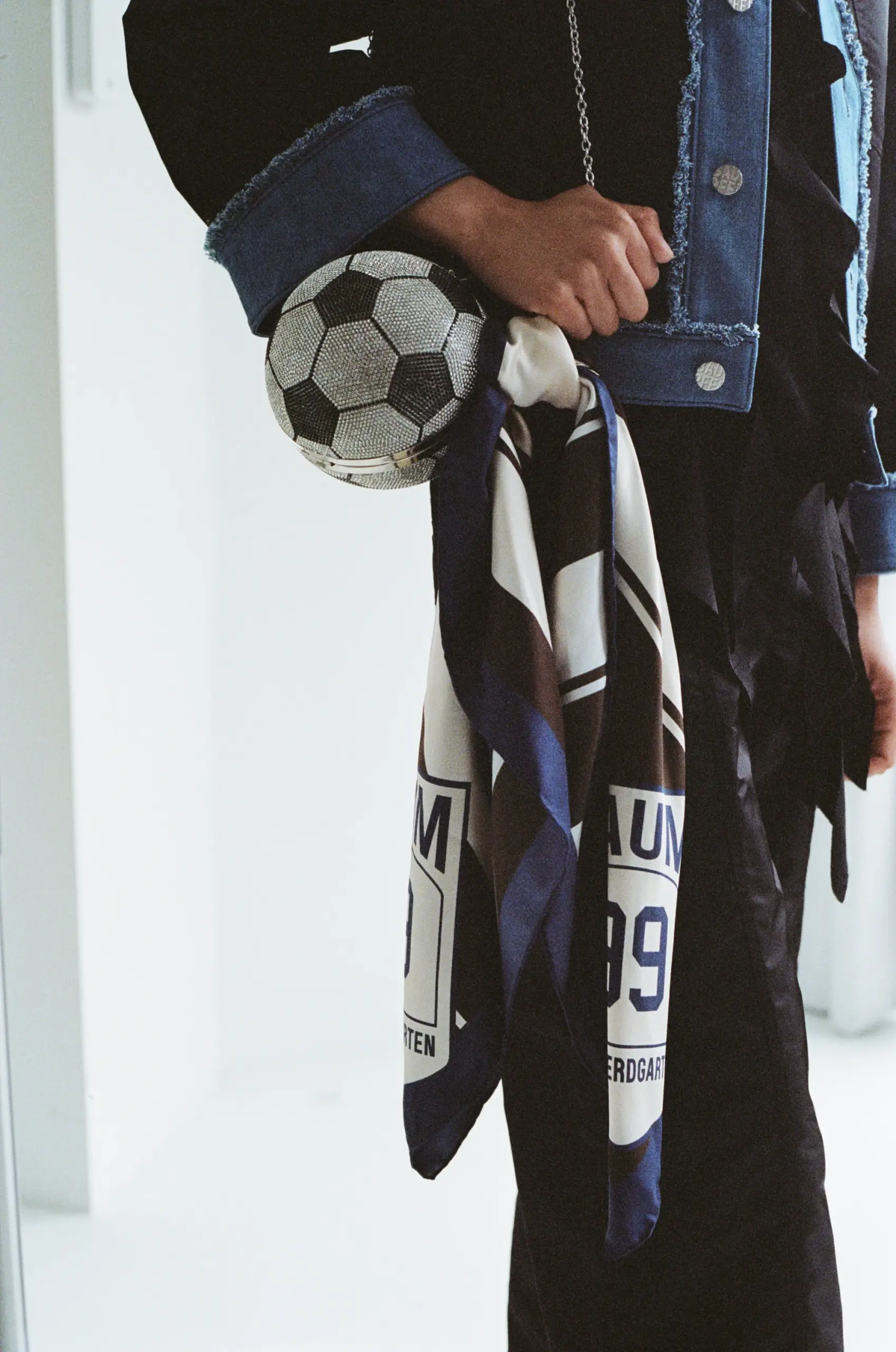 Kenza Fußball-Clutch – Bild 2